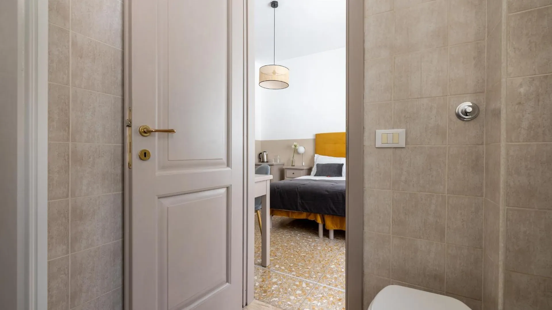 Next Stop Vatican Guesthouse Rome Guest house